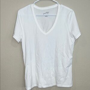 Universal Thread White Short Sleeve Tee